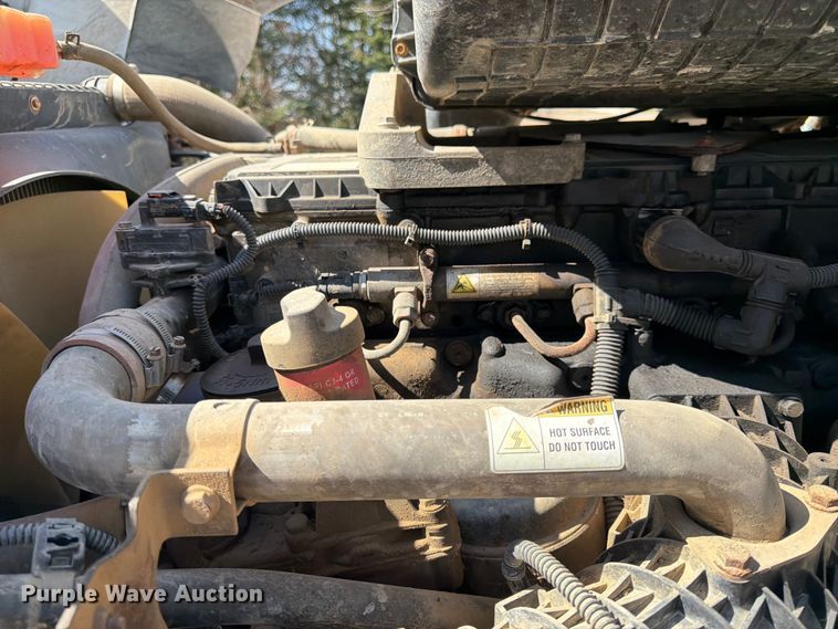 image for item FK0071 2014 Freightliner Coronado semi truck