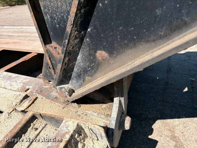 image for item FK0075 1998 Talbert Low boy lowboy equipment trailer