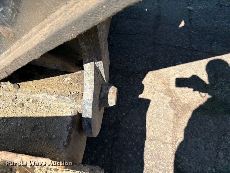 image for item FK0075 1998 Talbert Low boy lowboy equipment trailer