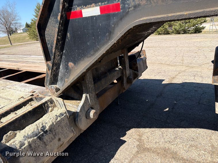 image for item FK0075 1998 Talbert Low boy lowboy equipment trailer