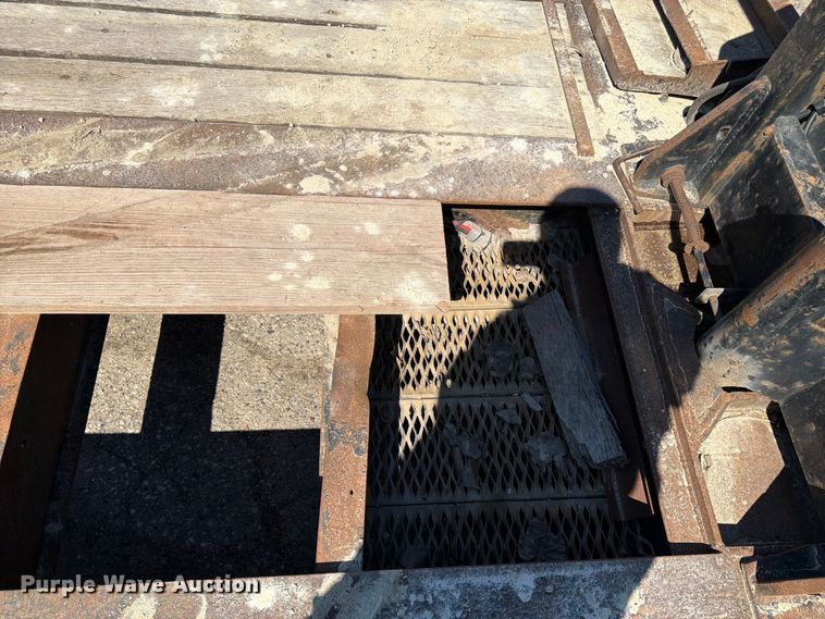 image for item FK0075 1998 Talbert Low boy lowboy equipment trailer