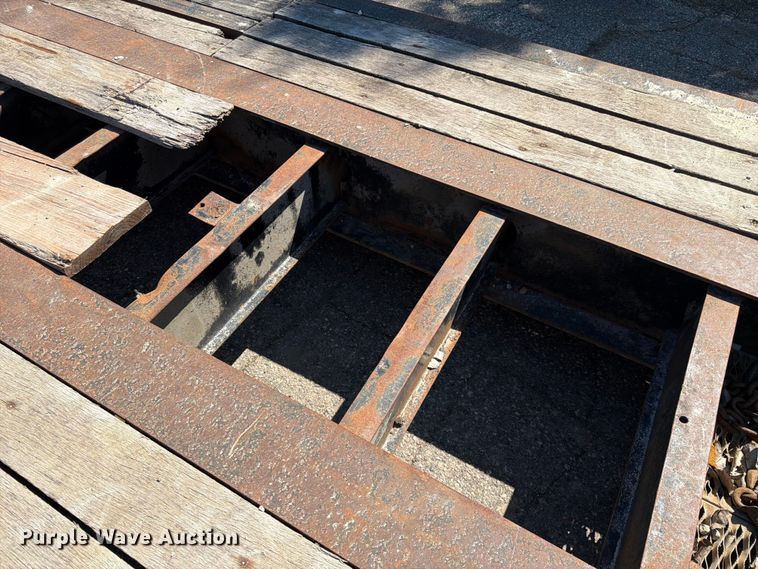 image for item FK0075 1998 Talbert Low boy lowboy equipment trailer