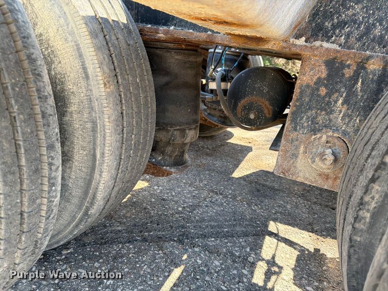 image for item FK0075 1998 Talbert Low boy lowboy equipment trailer