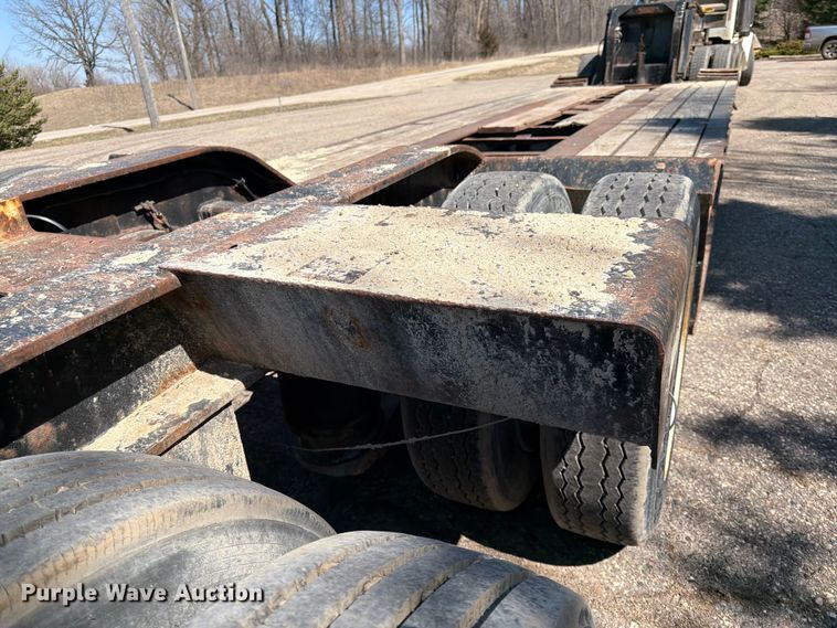 image for item FK0075 1998 Talbert Low boy lowboy equipment trailer