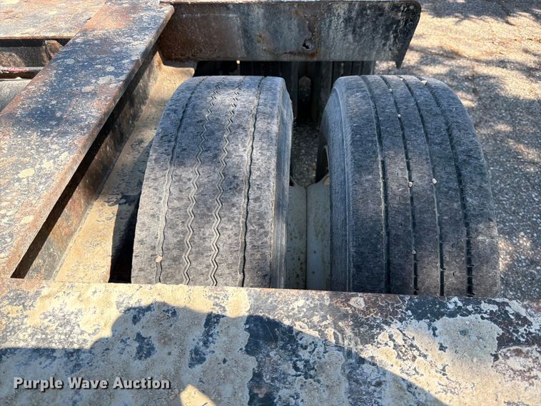 image for item FK0075 1998 Talbert Low boy lowboy equipment trailer