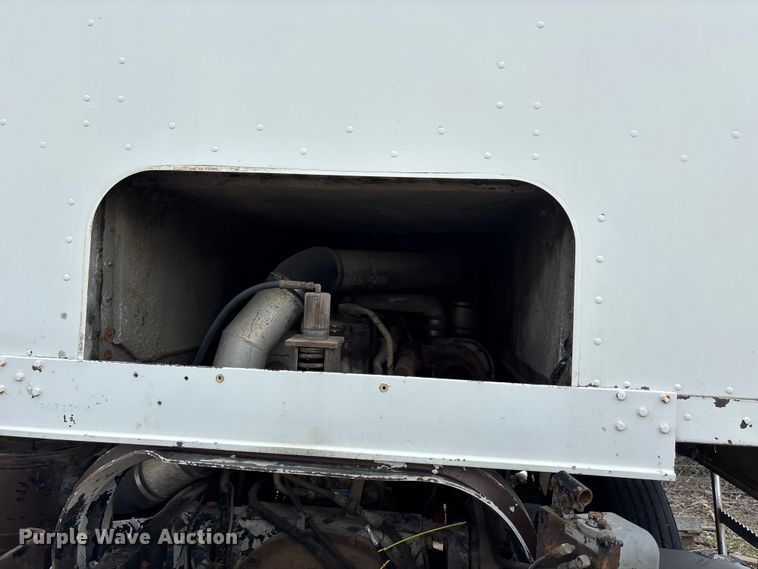 image for item FK0804 1976 Kenworth  semi truck