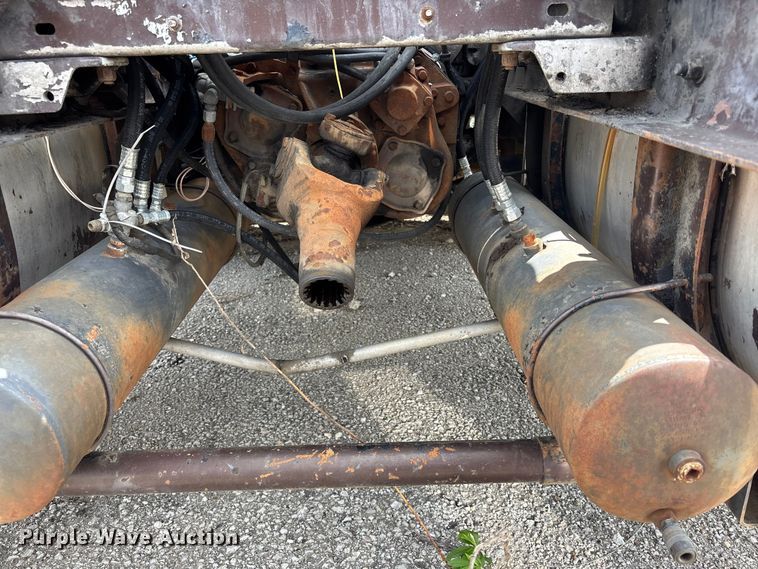 image for item FK0804 1976 Kenworth  semi truck