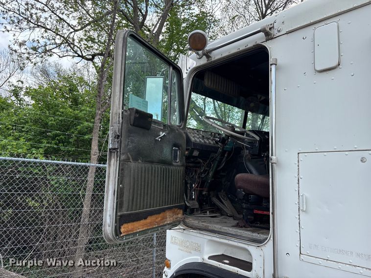 image for item FK0804 1976 Kenworth  semi truck
