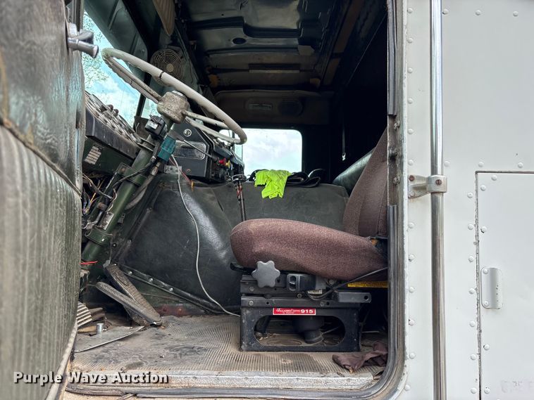 image for item FK0804 1976 Kenworth  semi truck