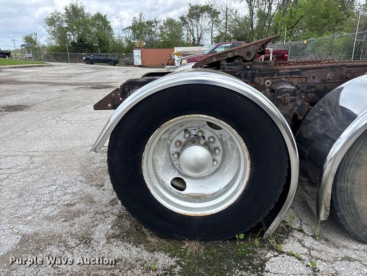 image for item FK0804 1976 Kenworth  semi truck