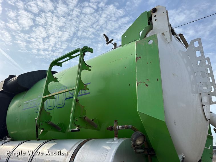 image for item FK1294 2004 Sterling L9500 sewer jetter truck