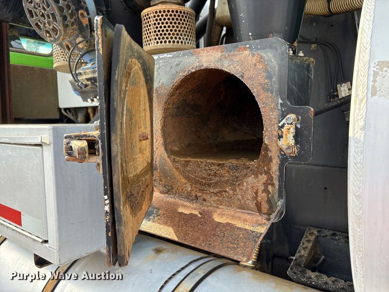 image for item FK1294 2004 Sterling L9500 sewer jetter truck