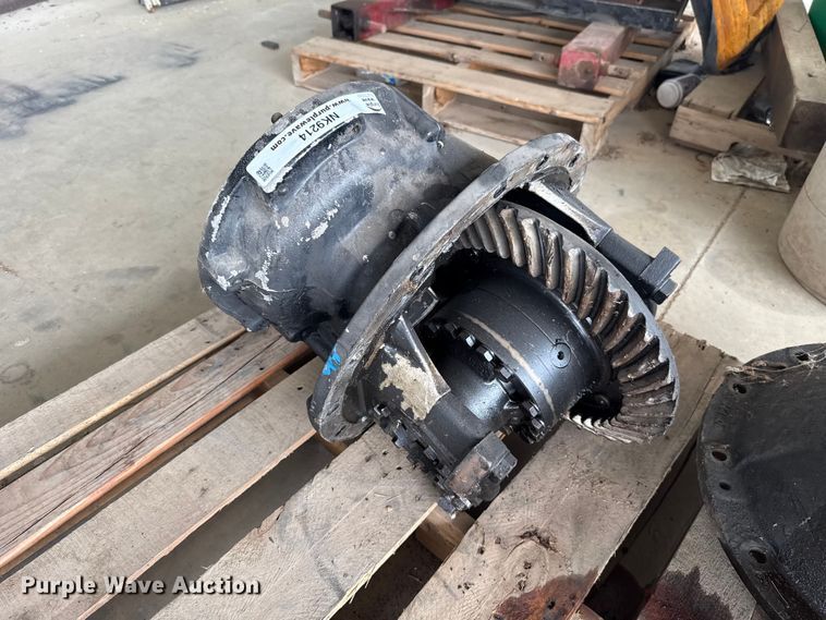 image for item NK9214 (3) Eaton Fuller rear ends