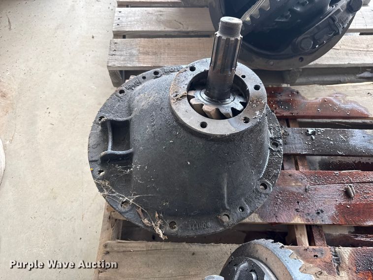 image for item NK9214 (3) Eaton Fuller rear ends