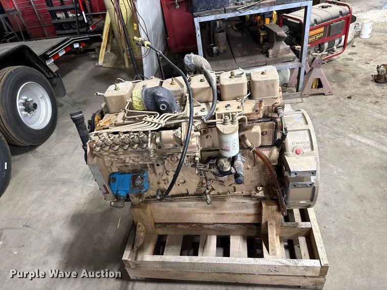 image for item NK9219 2004 Cummins engine