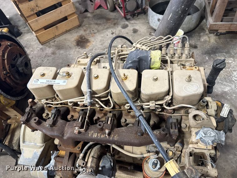 image for item NK9219 2004 Cummins engine