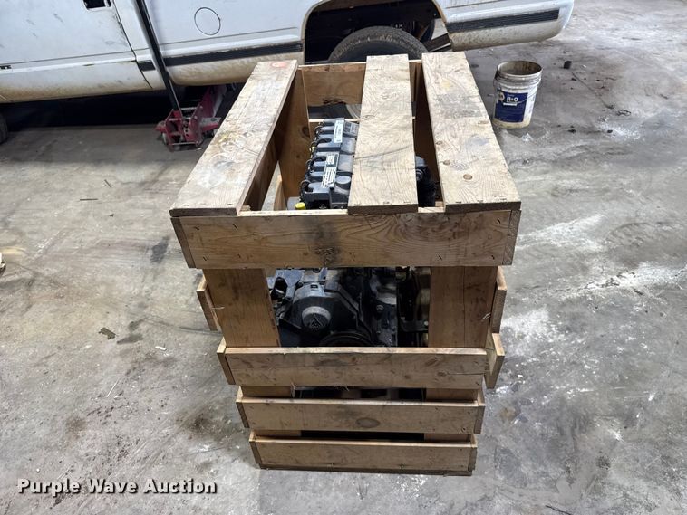 image for item NK9220 Deutz BF4M1011 engine