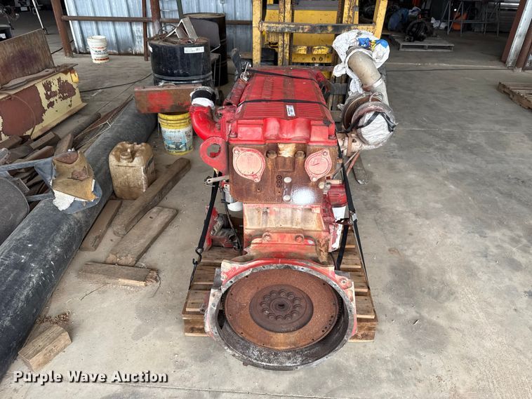 image for item NK9221 Cummins ISX engine