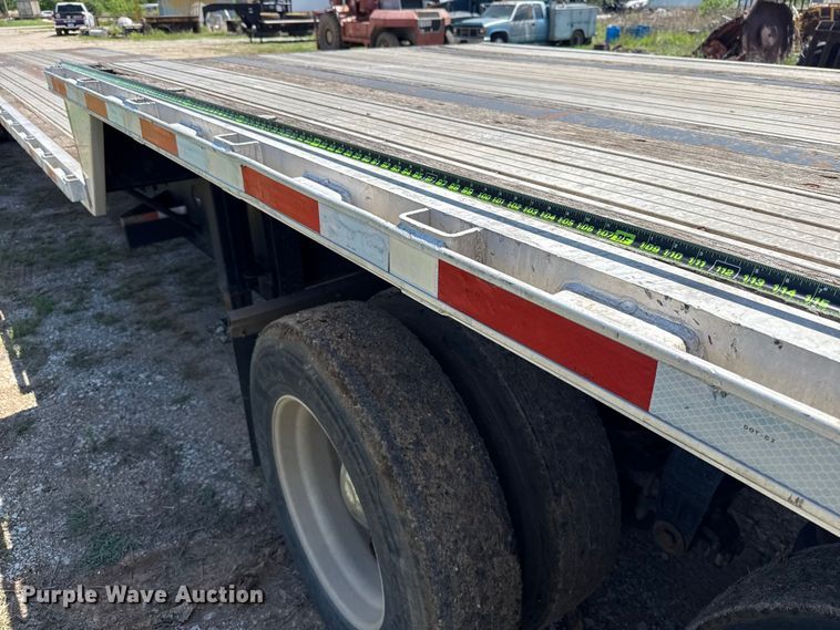 image for item NK9227 2000 Transcraft DTL-2000 drop deck trailer