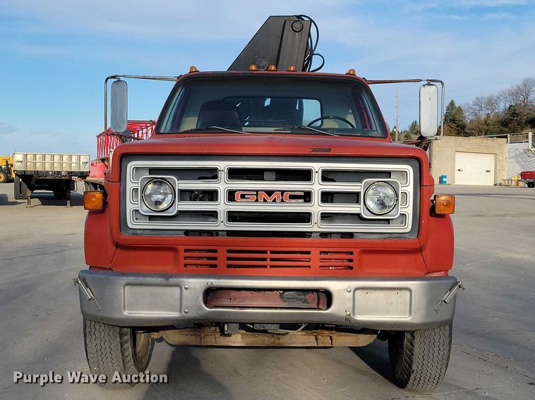 image for item NK9998 1990 GMC Sierra crane truck