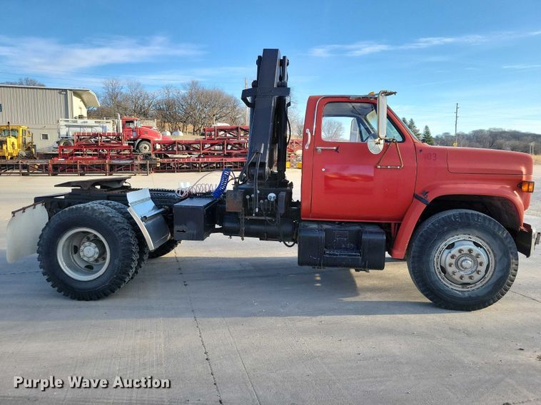 image for item NK9998 1990 GMC Sierra crane truck