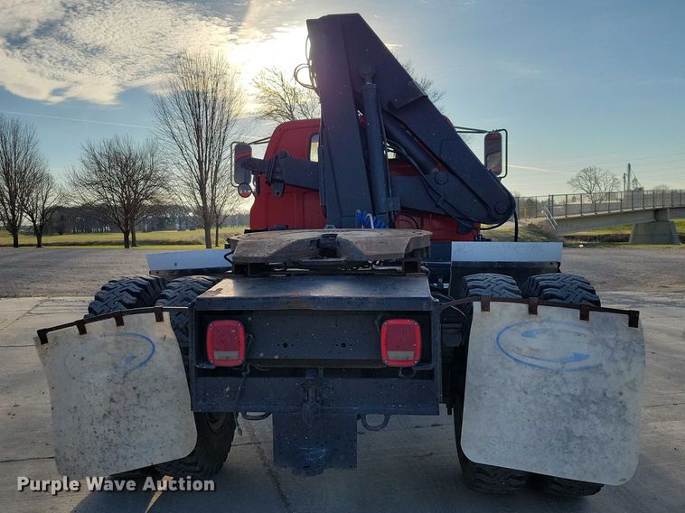 image for item NK9998 1990 GMC Sierra crane truck