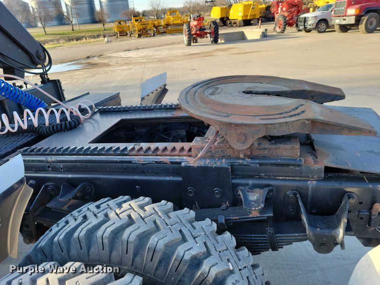 image for item NK9998 1990 GMC Sierra crane truck