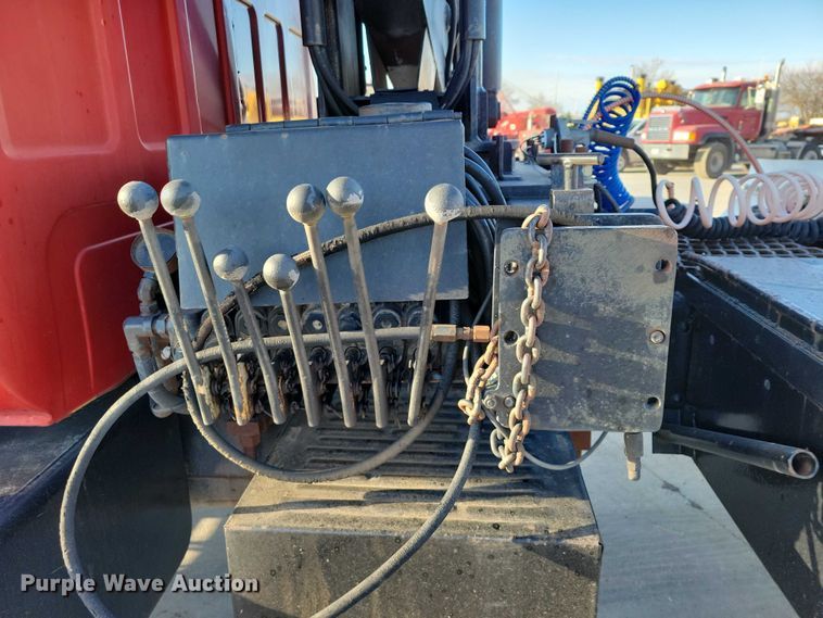 image for item NK9998 1990 GMC Sierra crane truck