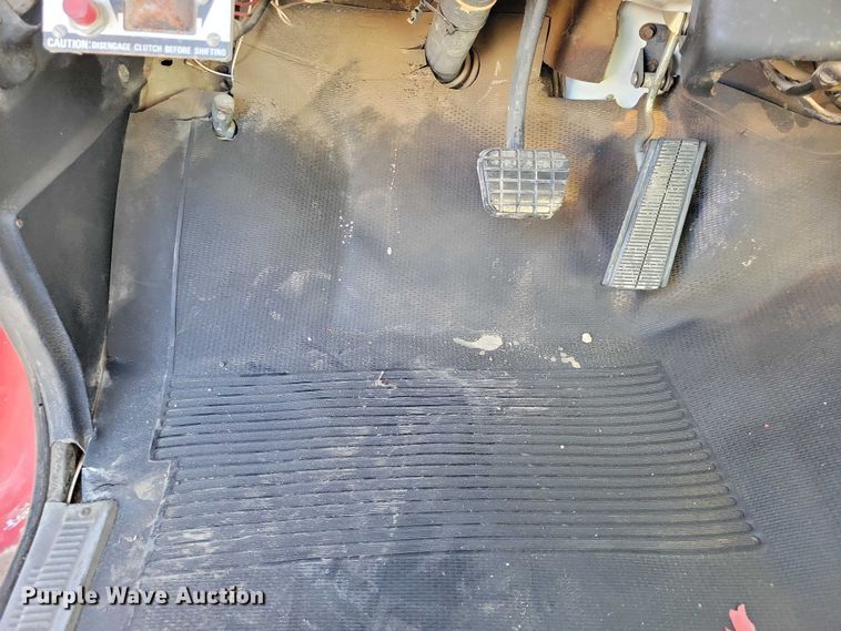 image for item NK9998 1990 GMC Sierra crane truck