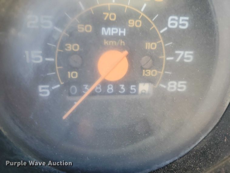 image for item NK9998 1990 GMC Sierra crane truck