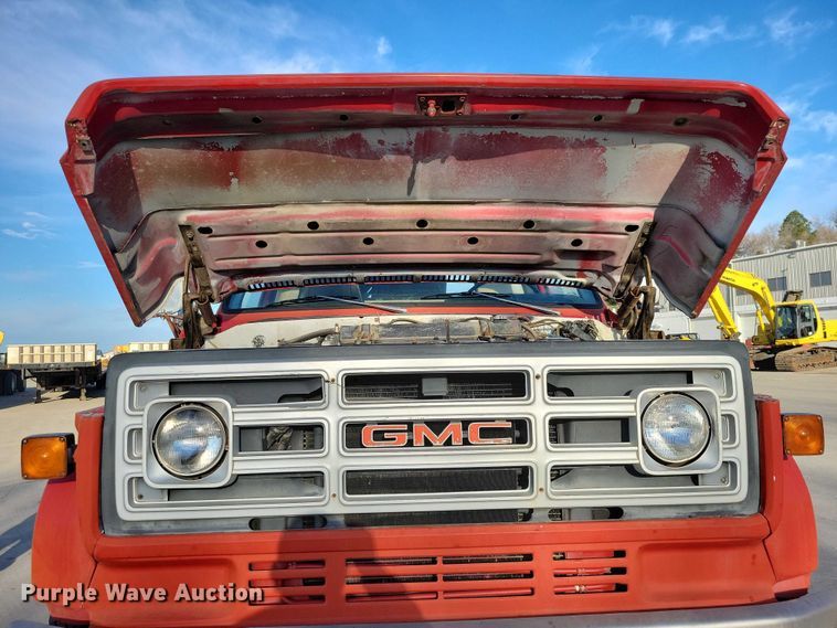 image for item NK9998 1990 GMC Sierra crane truck