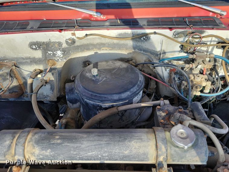 image for item NK9998 1990 GMC Sierra crane truck