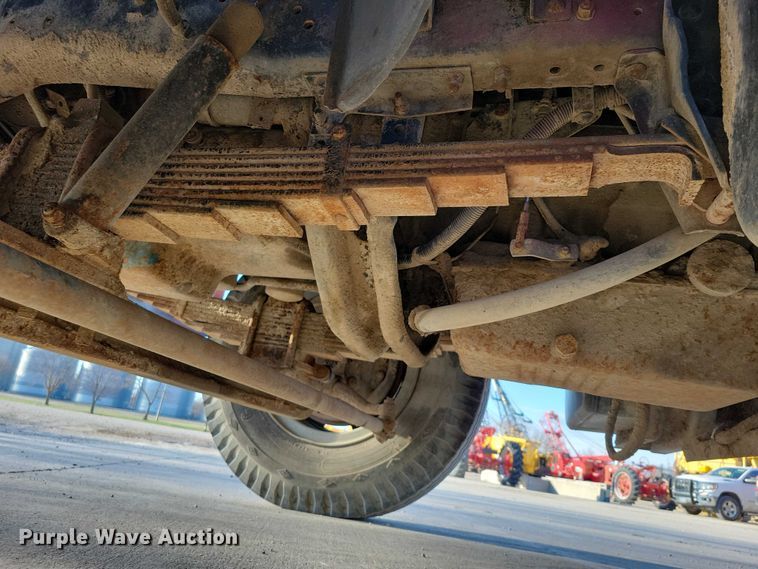 image for item NK9998 1990 GMC Sierra crane truck