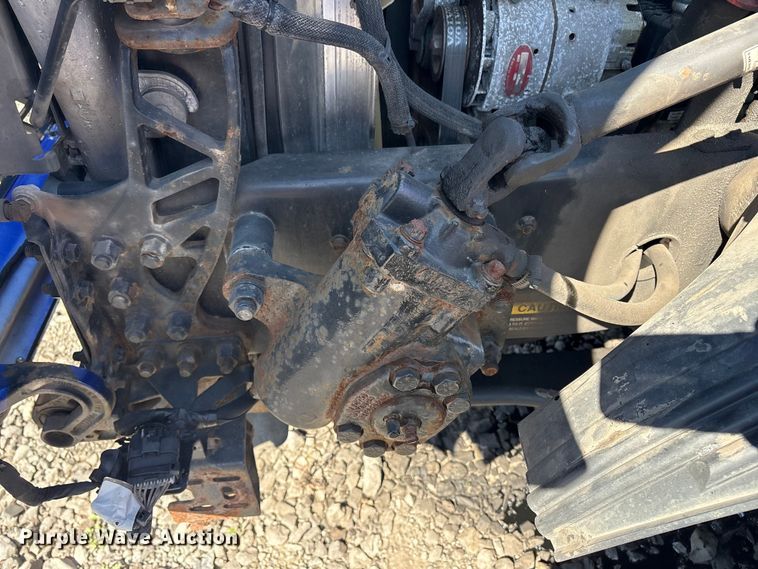 image for item YA1100 2017 Volvo VNL semi truck