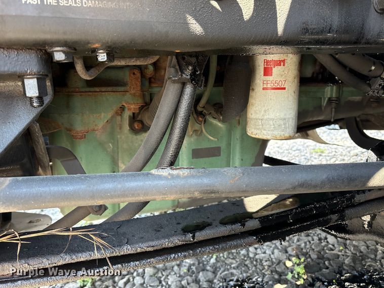 image for item YA1100 2017 Volvo VNL semi truck