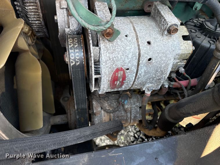 image for item YA1100 2017 Volvo VNL semi truck