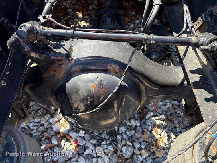 image for item YA1183 2018 Freightliner Cascadia semi truck