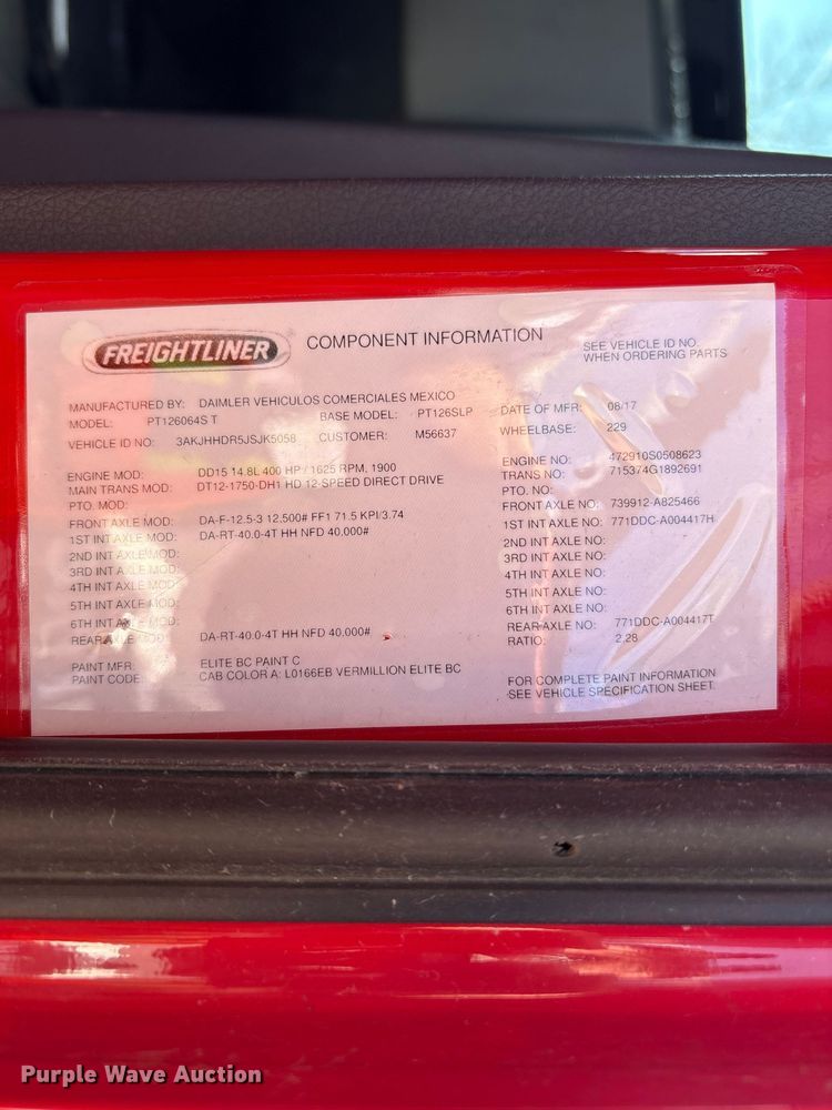 image for item YA1183 2018 Freightliner Cascadia semi truck