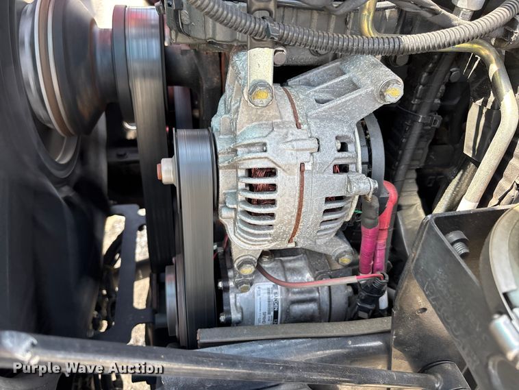 image for item YA1233 2022 Peterbilt 579 semi truck