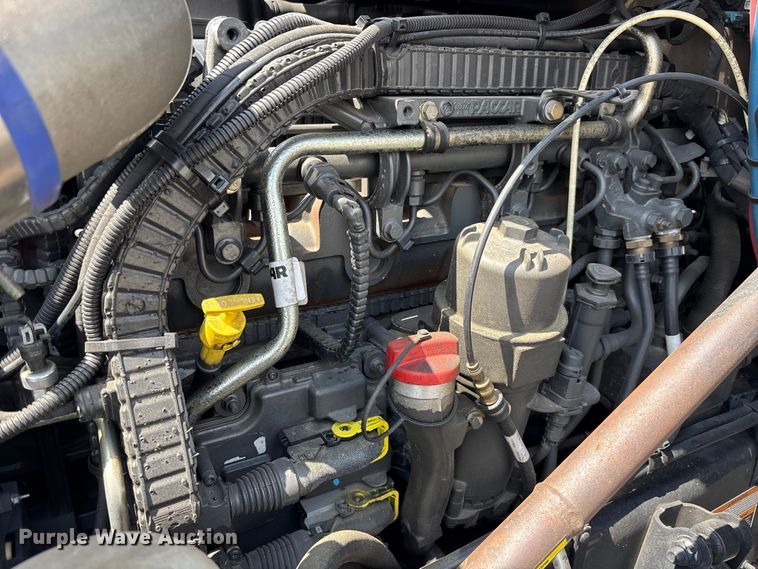 image for item YA1233 2022 Peterbilt 579 semi truck