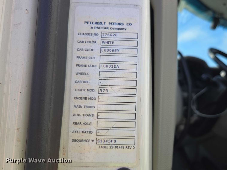 image for item YA1235 2022 Peterbilt 579 semi truck