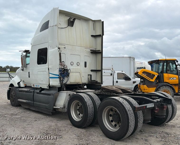 image for item YA1396 2016 International Prostar semi truck