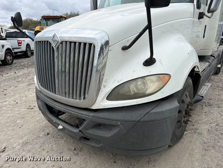 image for item YA1396 2016 International Prostar semi truck