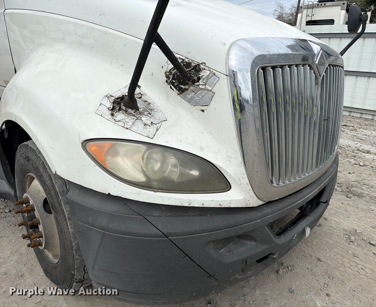 image for item YA1396 2016 International Prostar semi truck