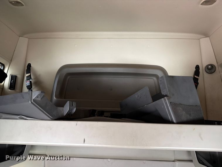 image for item YA1396 2016 International Prostar semi truck