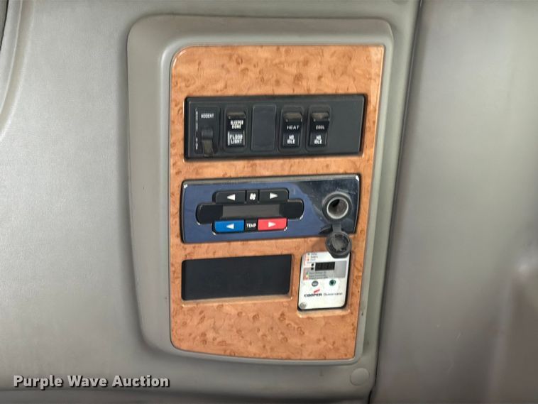 image for item YA1396 2016 International Prostar semi truck