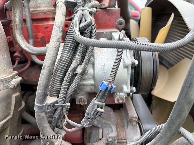 image for item YA1396 2016 International Prostar semi truck