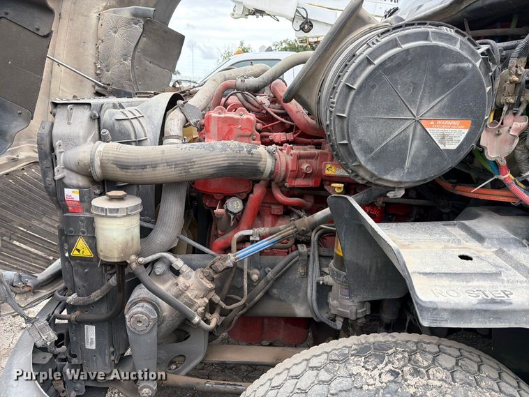 image for item YA1396 2016 International Prostar semi truck