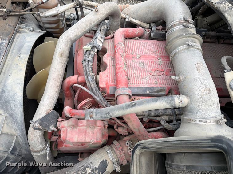 image for item YA1396 2016 International Prostar semi truck