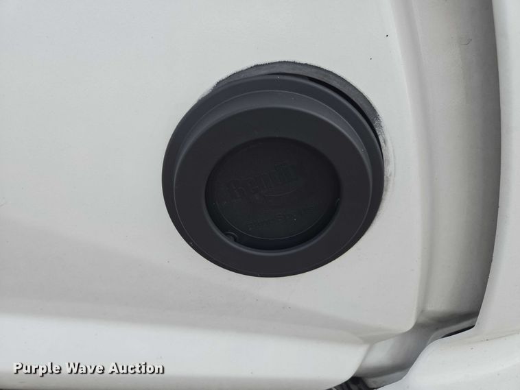 image for item YA1456 2018 Kenworth T680 semi truck